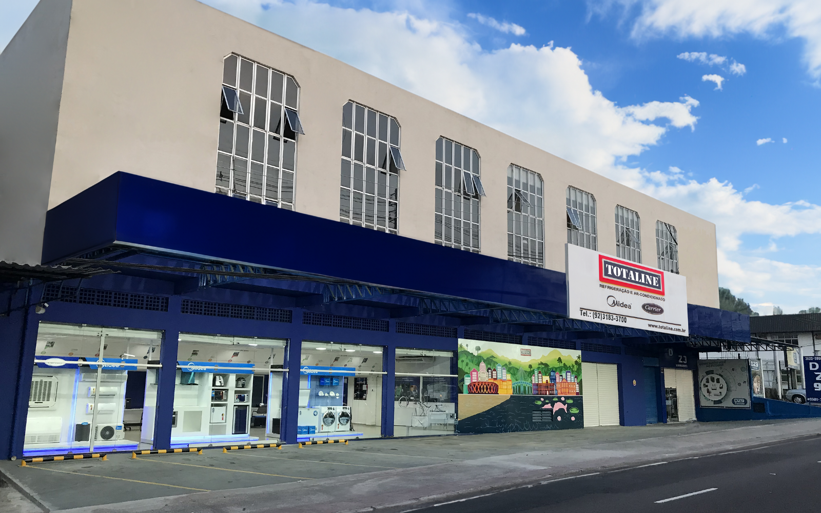 Av. Djalma Batista, 568